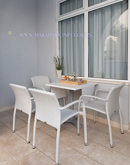 apartments Laura, Makarska - veranda