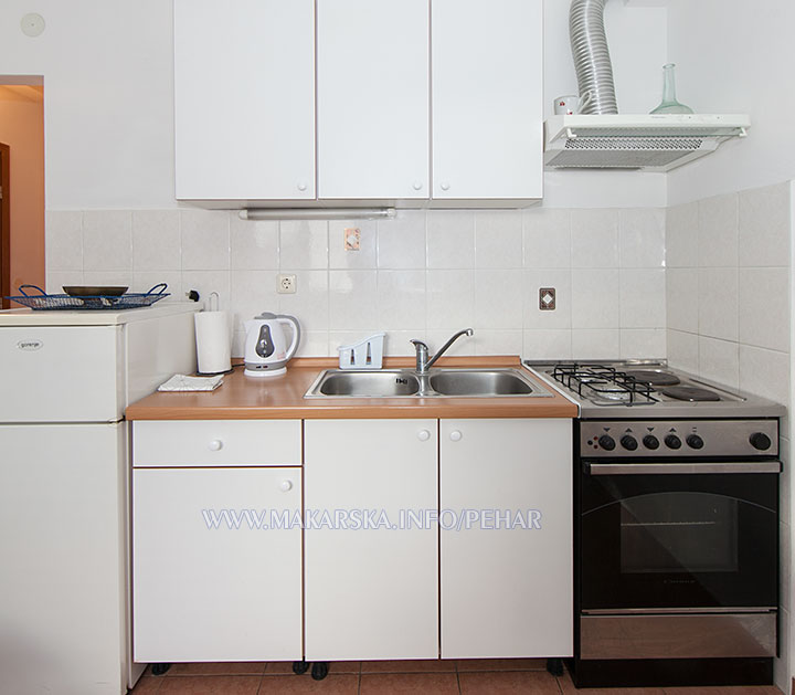 apartments Lidija Pehar, Makarska - kitchen