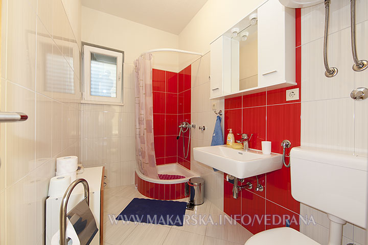 bathroom - apartments Vedrana, Makarska